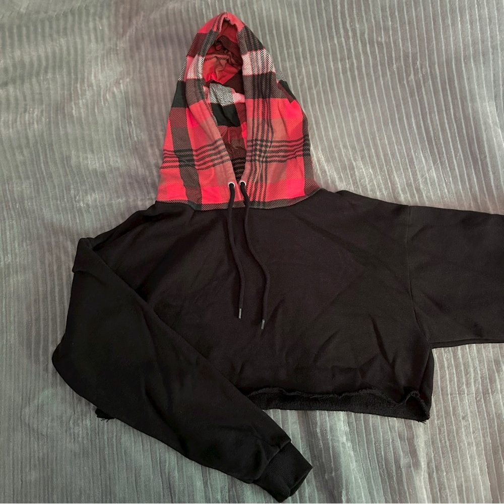 Cropped hoodie